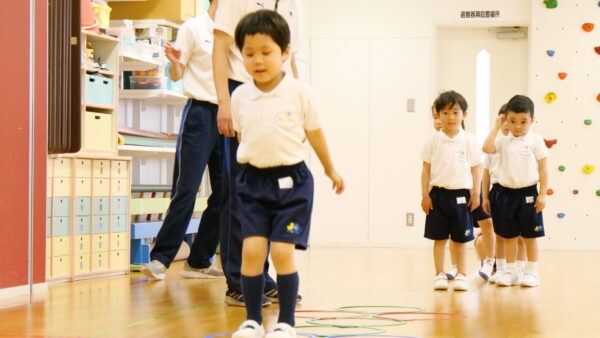 学芸大附属大泉小学校の魅力と受験対策｜抽選や国際バカロレアとの関係は？